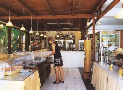 Chronis Rooms & Apartments Adamantas  Bagian luar foto